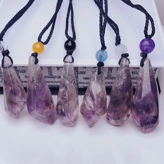 Ins Gioielli in pietra chakra arcobaleno Ciondolo a forma di cuore con occhio rosa Collana in cristallo naturale curativo con pietre preziose grezze in acciaio inossidabile
